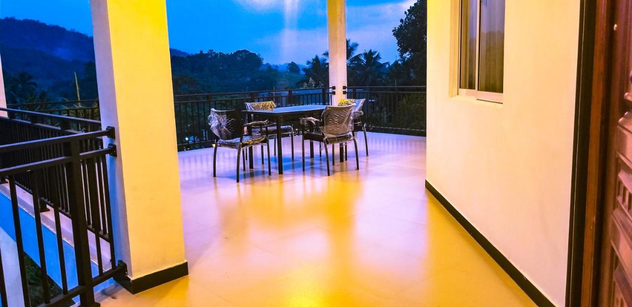 Hotel Akoya Pearl Ratnapura Exterior foto