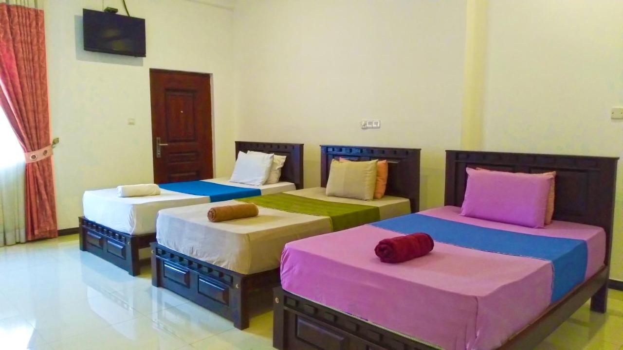 Hotel Akoya Pearl Ratnapura Exterior foto