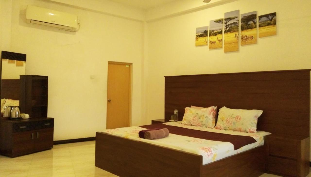 Hotel Akoya Pearl Ratnapura Exterior foto