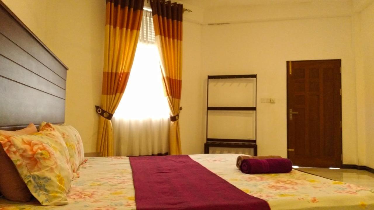 Hotel Akoya Pearl Ratnapura Exterior foto