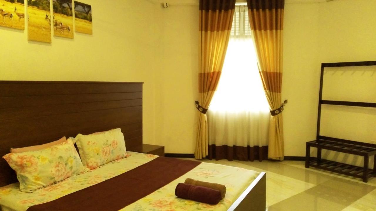 Hotel Akoya Pearl Ratnapura Exterior foto